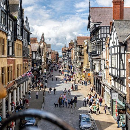 Insta-Worthy Loft On Historic Chester Rows, Sleeps 4 & Free Parking المظهر الخارجي الصورة