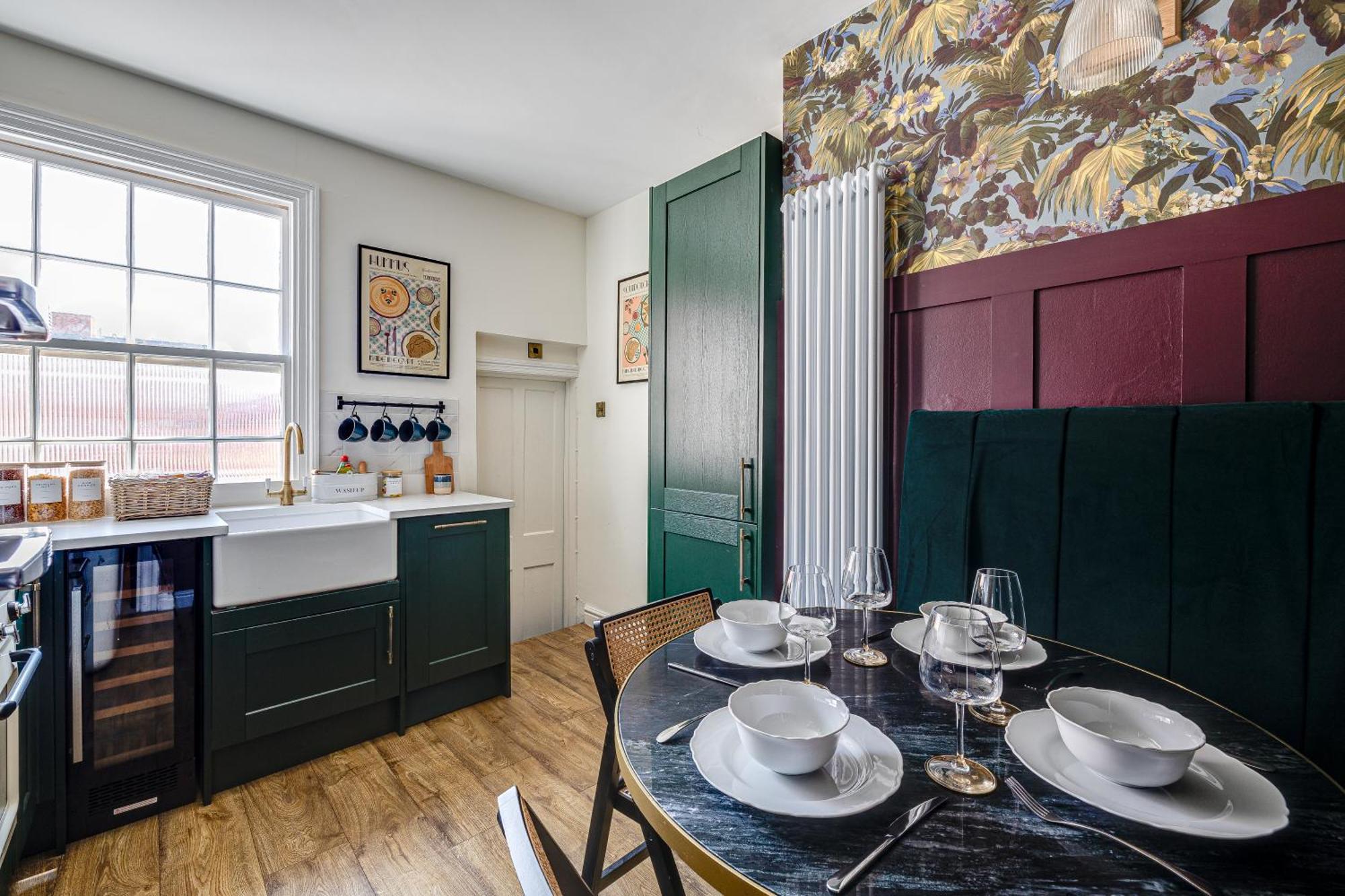 Insta-Worthy Loft On Historic Chester Rows, Sleeps 4 & Free Parking المظهر الخارجي الصورة
