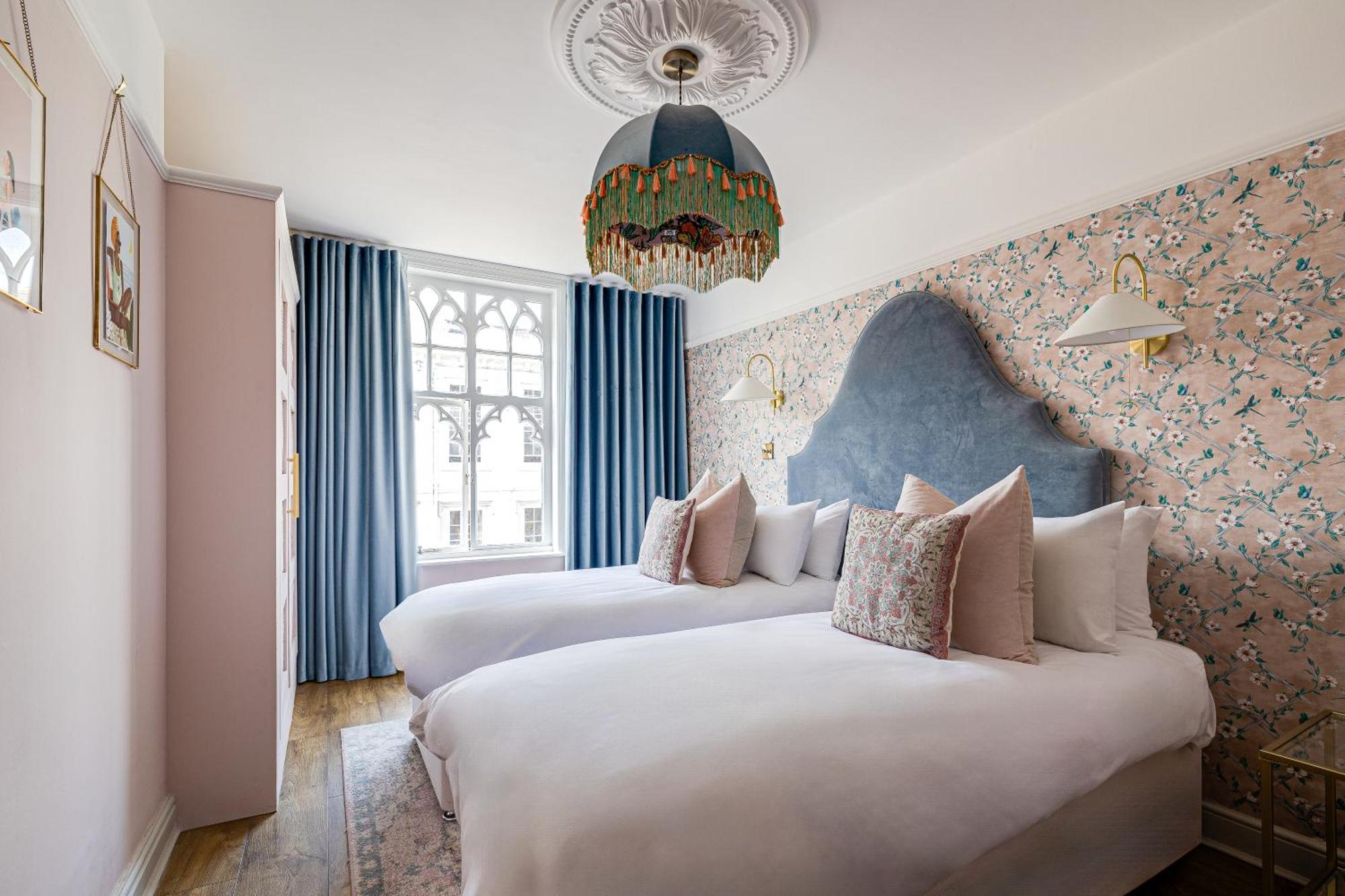 Insta-Worthy Loft On Historic Chester Rows, Sleeps 4 & Free Parking المظهر الخارجي الصورة