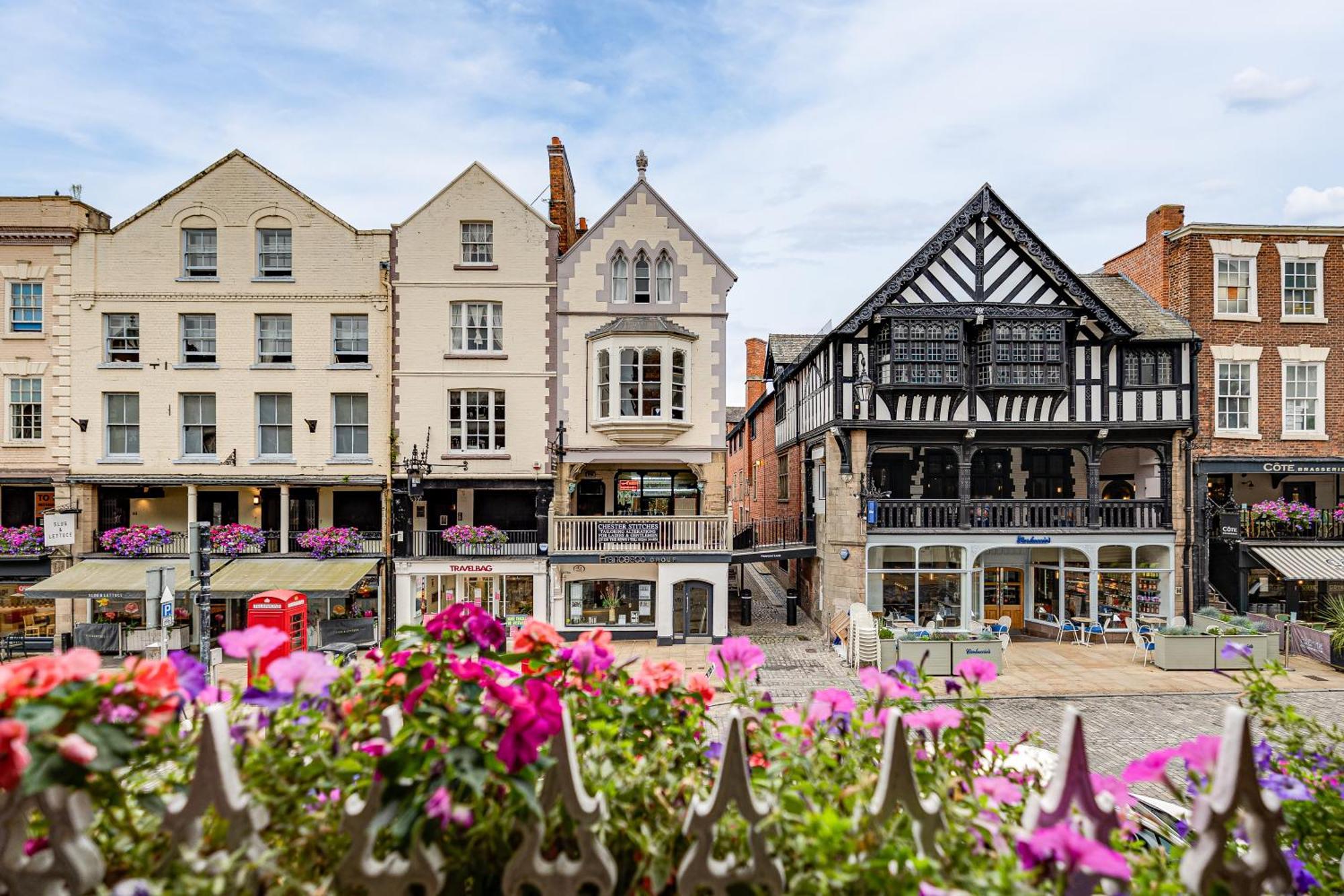 Insta-Worthy Loft On Historic Chester Rows, Sleeps 4 & Free Parking المظهر الخارجي الصورة